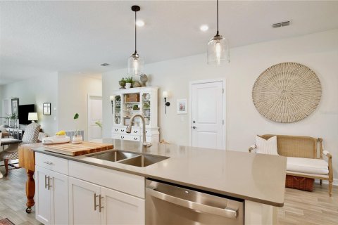 Villa ou maison à vendre à Orlando, Floride: 3 chambres, 196.02 m2 № 2107152 - photo 12