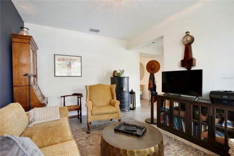 Villa ou maison à vendre à Orlando, Floride: 3 chambres, 196.02 m2 № 2107152 - photo 7