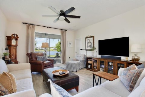 Villa ou maison à vendre à Orlando, Floride: 3 chambres, 196.02 m2 № 2107152 - photo 16