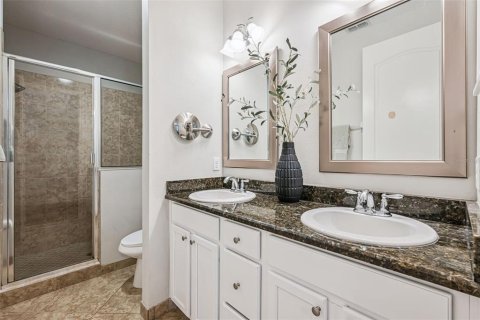 Townhouse in Orlando, Florida 3 bedrooms, 152.17 sq.m. № 2151547 - photo 16