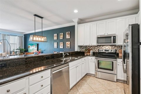 Townhouse in Orlando, Florida 3 bedrooms, 152.17 sq.m. № 2151547 - photo 9