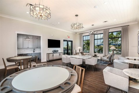 Casa en venta en Lakewood Ranch, Florida, 2 dormitorios, 155.24 m2 № 1917291 - foto 13
