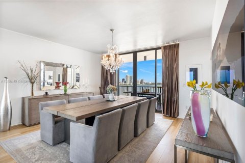 Condo in Miami, Florida, 3 bedrooms  № 1950099 - photo 28