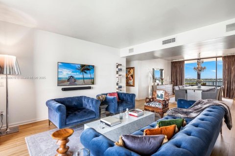 Condo in Miami, Florida, 3 bedrooms  № 1950099 - photo 24