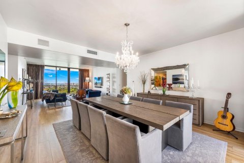 Condo in Miami, Florida, 3 bedrooms  № 1950099 - photo 29