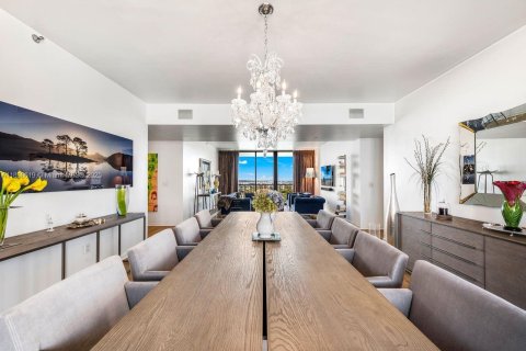 Condo in Miami, Florida, 3 bedrooms  № 1950099 - photo 26