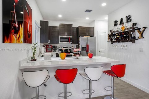 Adosado en venta en Homestead, Florida, 3 dormitorios, 132.66 m2 № 1961904 - foto 6