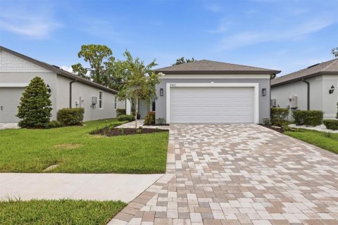 House in Parrish, Florida 2 bedrooms, 135.08 sq.m. № 2272813