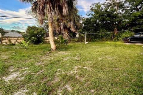 House in Fort Lauderdale, Florida 3 bedrooms, 86.96 sq.m. № 2034209 - photo 8