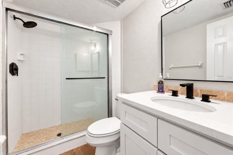 Copropriété à vendre à Saint Petersburg, Floride: 2 chambres, 92.9 m2 № 2415016 - photo 28