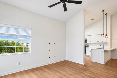 Copropriété à vendre à Saint Petersburg, Floride: 2 chambres, 92.9 m2 № 2415016 - photo 12