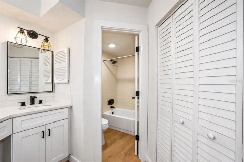 Copropriété à vendre à Saint Petersburg, Floride: 2 chambres, 92.9 m2 № 2415016 - photo 18