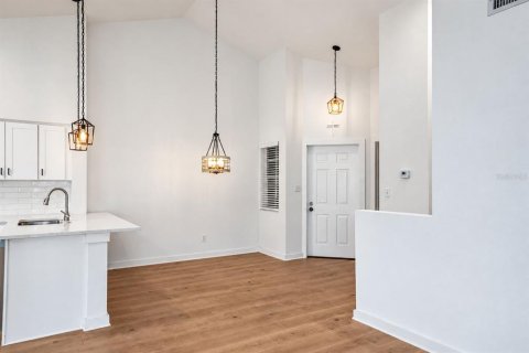 Copropriété à vendre à Saint Petersburg, Floride: 2 chambres, 92.9 m2 № 2415016 - photo 9
