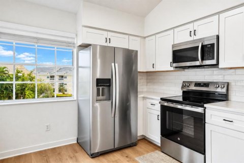 Copropriété à vendre à Saint Petersburg, Floride: 2 chambres, 92.9 m2 № 2415016 - photo 7