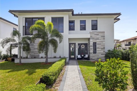 Villa ou maison à vendre à Doral, Floride: 4 chambres, 199.55 m2 № 2047950 - photo 2