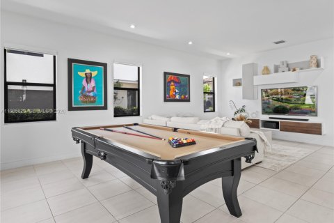 Villa ou maison à vendre à Doral, Floride: 4 chambres, 199.55 m2 № 2047950 - photo 21