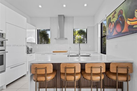 Villa ou maison à vendre à Doral, Floride: 4 chambres, 199.55 m2 № 2047950 - photo 19