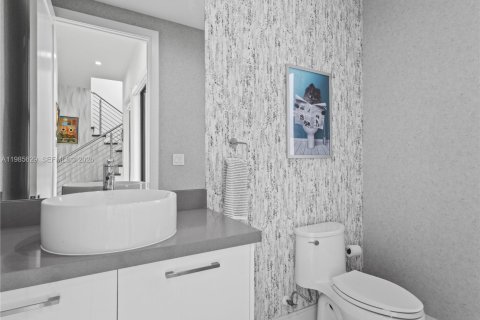 Villa ou maison à vendre à Doral, Floride: 4 chambres, 199.55 m2 № 2047950 - photo 27