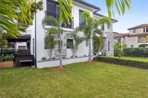 Villa ou maison à vendre à Doral, Floride: 4 chambres, 199.55 m2 № 2047950 - photo 4