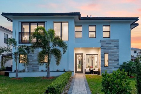 Villa ou maison à Doral, Floride 4 chambres, 199.55 m2 № 2047950