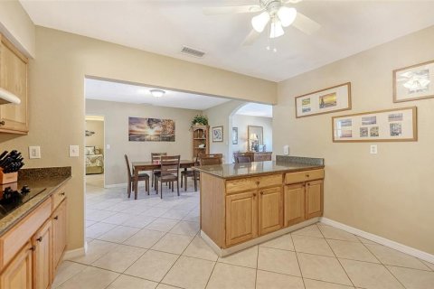 House in Sarasota, Florida 3 bedrooms, 184.69 sq.m. № 2137116 - photo 22