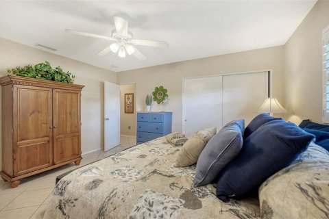 House in Sarasota, Florida 3 bedrooms, 184.69 sq.m. № 2137116 - photo 24