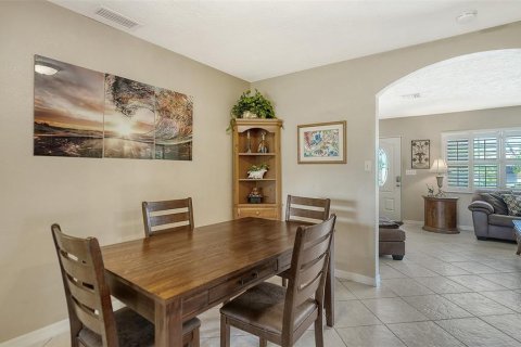 House in Sarasota, Florida 3 bedrooms, 184.69 sq.m. № 2137116 - photo 15