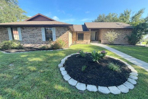 Casa en venta en Kissimmee, Florida, 3 dormitorios, 221.39 m2 № 1901098 - foto 2