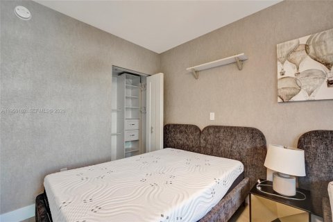 Снять в аренду кондоминиум в Бей-Харбор-Айлендс, Флорида 3 спальни, 161.56м2, № 2005767 - фото 22