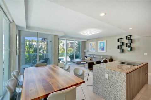 Снять в аренду кондоминиум в Бей-Харбор-Айлендс, Флорида 3 спальни, 161.56м2, № 2005767 - фото 10