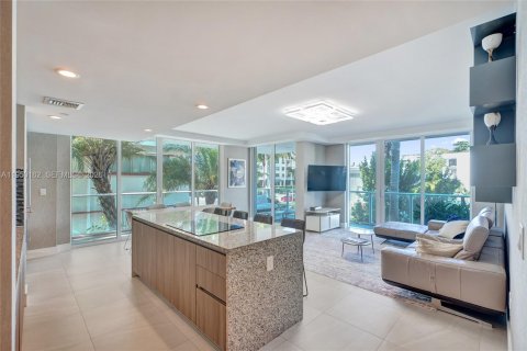 Снять в аренду кондоминиум в Бей-Харбор-Айлендс, Флорида 3 спальни, 161.56м2, № 2005767 - фото 9