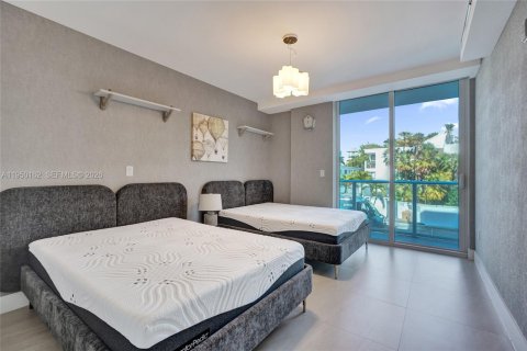 Снять в аренду кондоминиум в Бей-Харбор-Айлендс, Флорида 3 спальни, 161.56м2, № 2005767 - фото 19