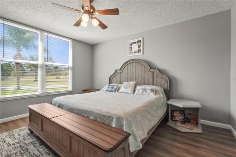 Condo in Bradenton, Florida, 2 bedrooms  № 1666860 - photo 6