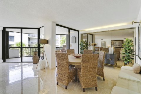 Copropriété à vendre à Hillsboro Beach, Floride: 3 chambres, 228.82 m2 № 2327078 - photo 24