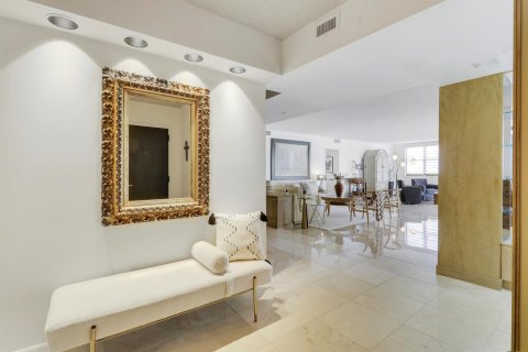 Copropriété à vendre à Hillsboro Beach, Floride: 3 chambres, 228.82 m2 № 2327078 - photo 21