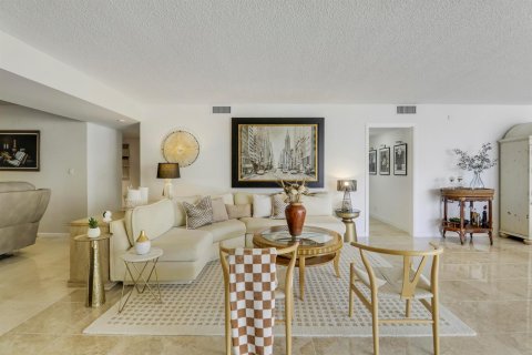 Copropriété à vendre à Hillsboro Beach, Floride: 3 chambres, 228.82 m2 № 2327078 - photo 30