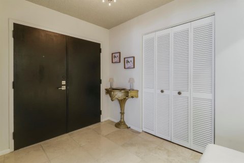 Copropriété à vendre à Hillsboro Beach, Floride: 3 chambres, 228.82 m2 № 2327078 - photo 20