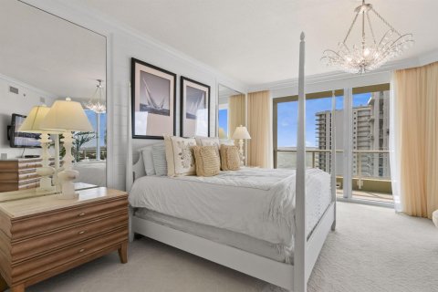 Condo in Riviera Beach, Florida, 3 bedrooms  № 2081908 - photo 16