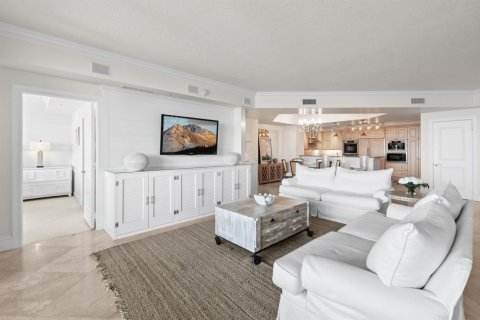 Condo in Riviera Beach, Florida, 3 bedrooms  № 2081908 - photo 8