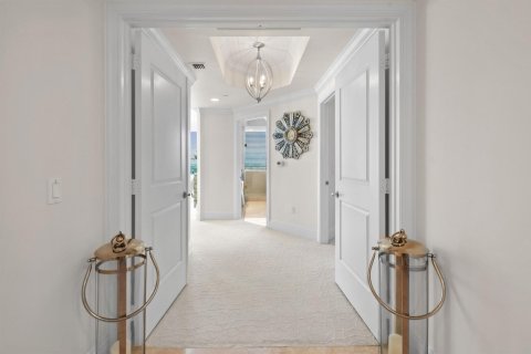 Condo in Riviera Beach, Florida, 3 bedrooms  № 2081908 - photo 14