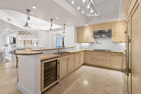 Condo in Riviera Beach, Florida, 3 bedrooms  № 2081908 - photo 9