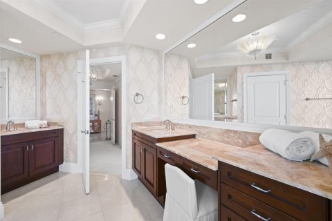 Condo in Riviera Beach, Florida, 3 bedrooms  № 2081908 - photo 23