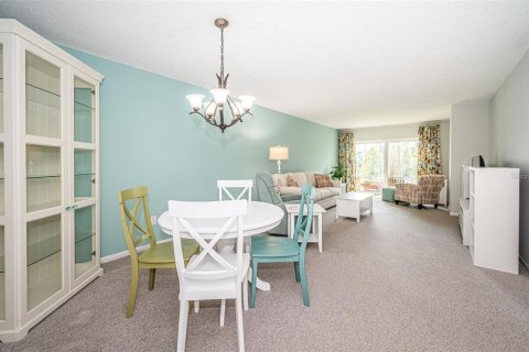 Condo in Dunedin, Florida, 2 bedrooms  № 1414081 - photo 15