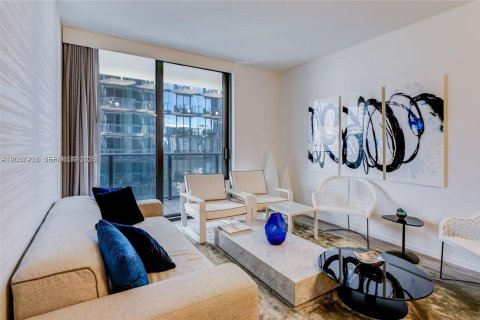 Copropriété à louer à Miami, Floride: 1 chambre, 81.85 m2 № 2154093 - photo 6