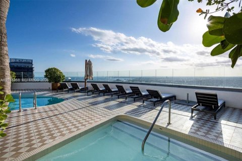 Copropriété à louer à Miami, Floride: 1 chambre, 81.85 m2 № 2154093 - photo 21
