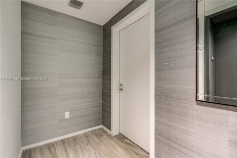 Copropriété à louer à Miami, Floride: 1 chambre, 81.85 m2 № 2154093 - photo 10