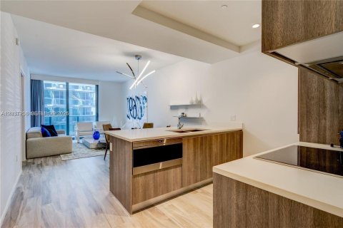 Copropriété à louer à Miami, Floride: 1 chambre, 81.85 m2 № 2154093 - photo 7
