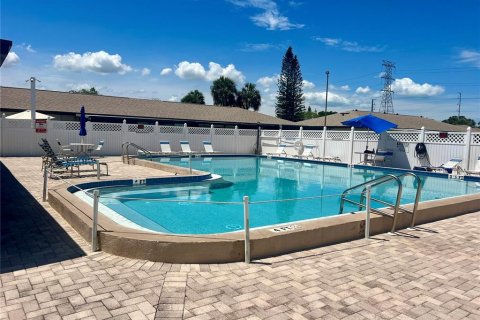 Casa en venta en Clearwater, Florida, 1 dormitorio, 55.09 m2 № 2150930 - foto 22
