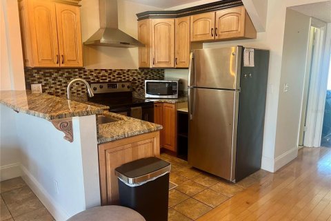 Casa en venta en Clearwater, Florida, 1 dormitorio, 55.09 m2 № 2150930 - foto 3