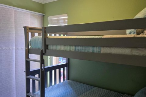Condo in Oakland Park, Florida, 2 bedrooms  № 1953048 - photo 14
